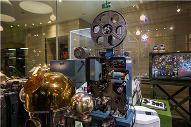 drivepro北京三里屯店店内陈列展示_行业资讯_星推网