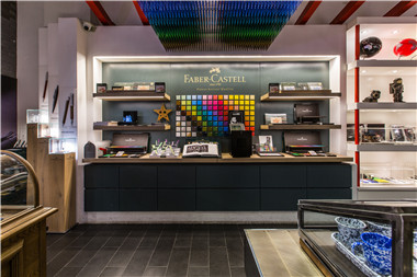 drivepro北京三里屯店店内陈列展示