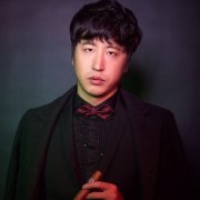 尊華
