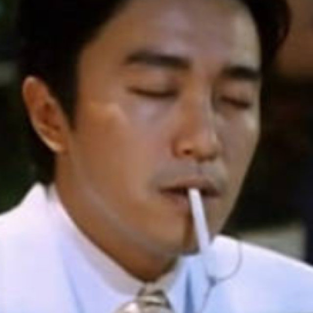 不吃饭睡不着啊哈