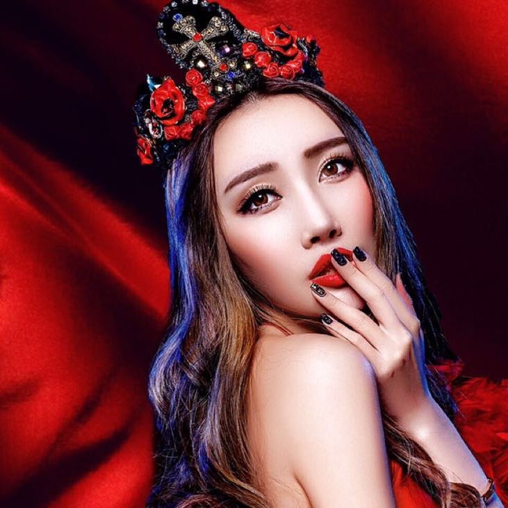 何亚萌SAVILA