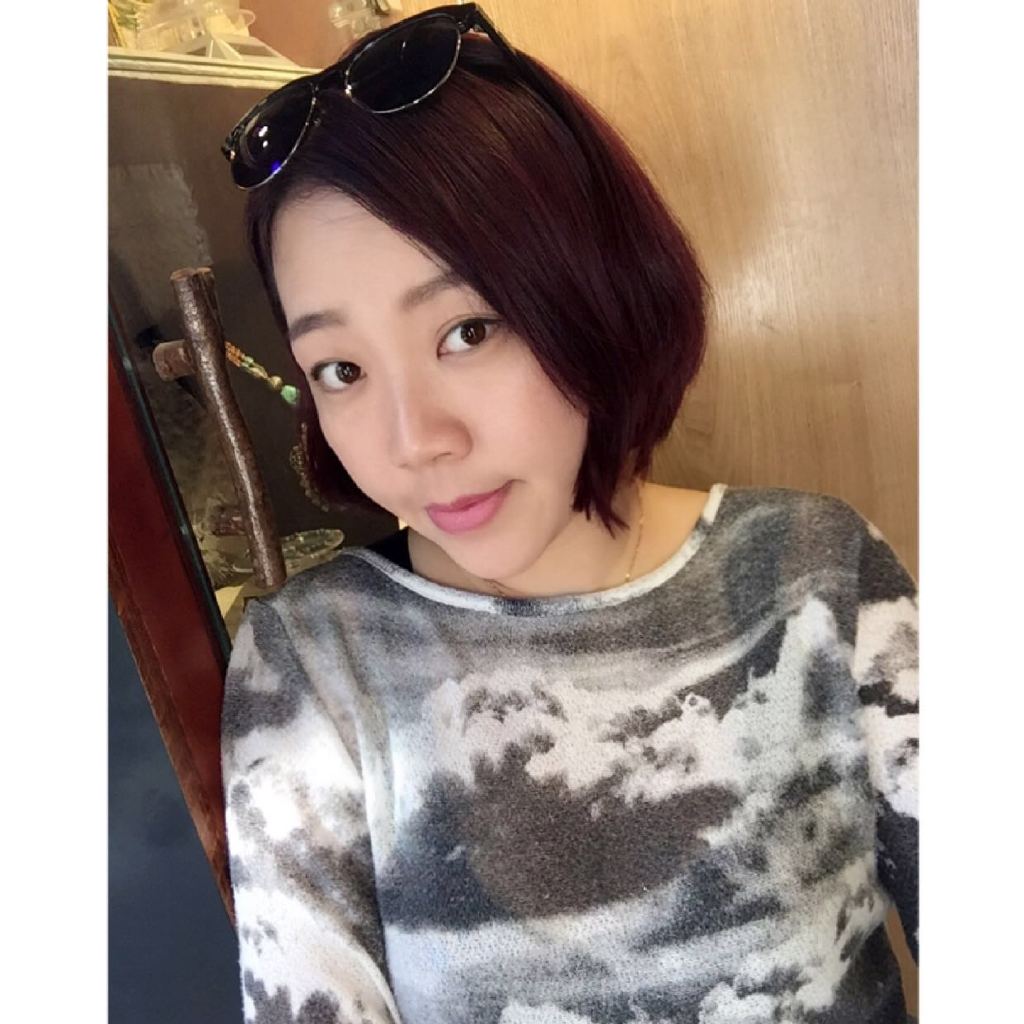佳佳思密达-