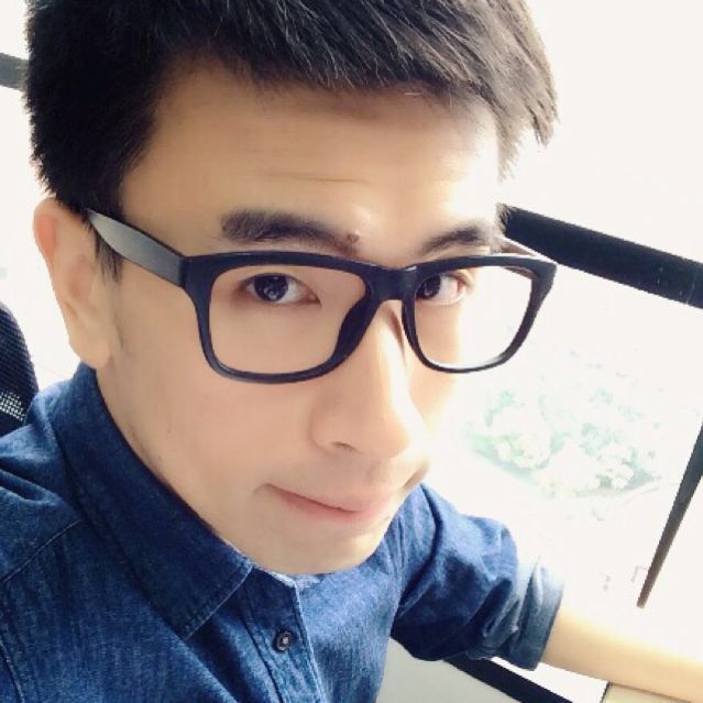 Alex張小艾