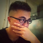 小春是80后