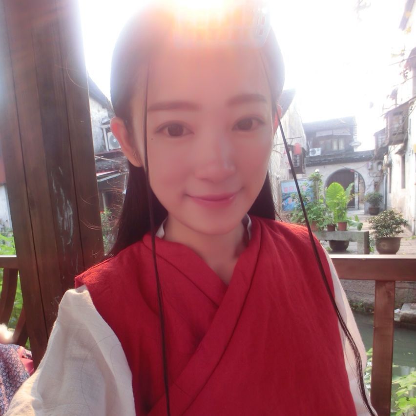 Missy_邻家小Y