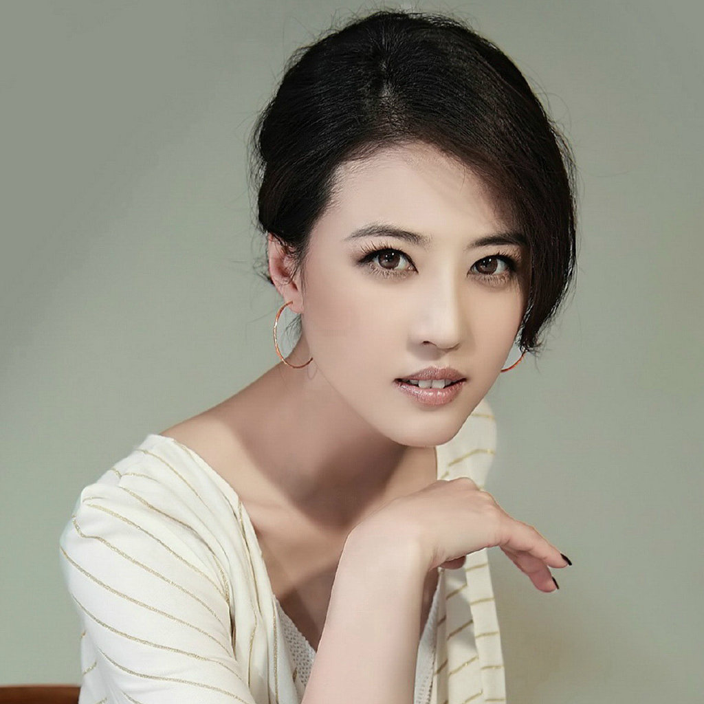 徐菲-魅力