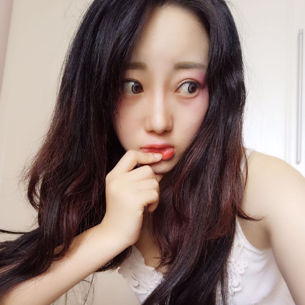 刘言希Akyo