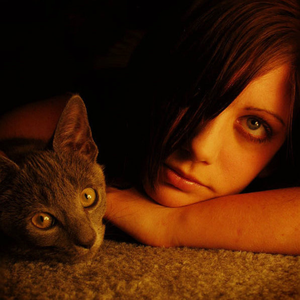 喵总是猫性女人
