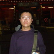 张大大眼睛