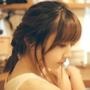 明媚女子