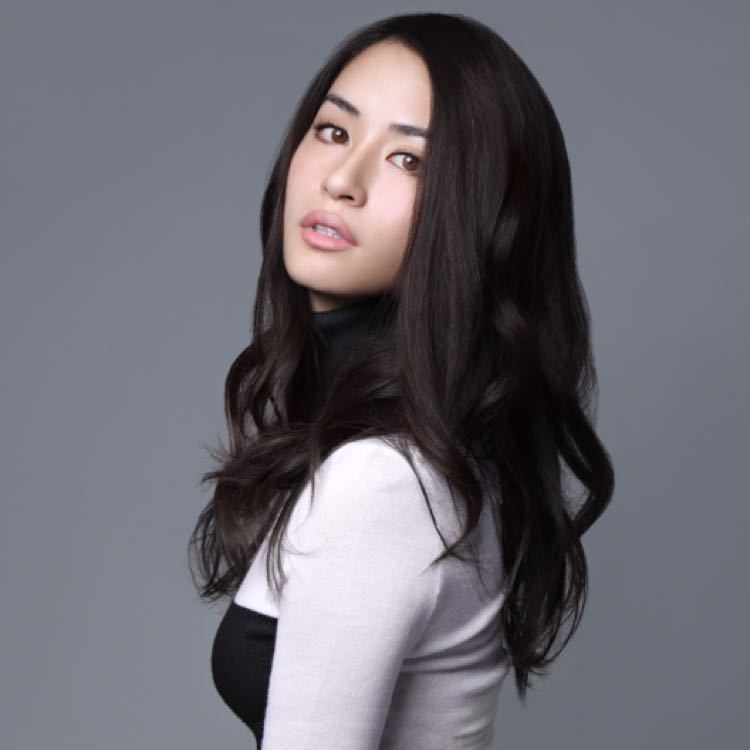 Debbie黃荻鈞