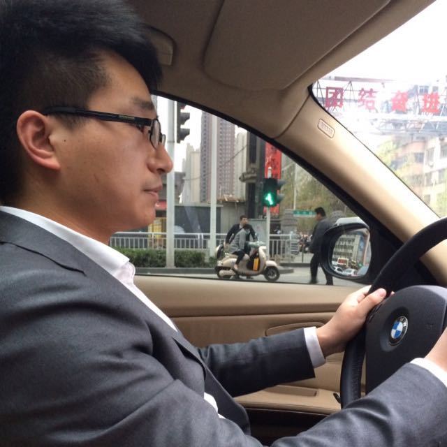 电商冯世乾