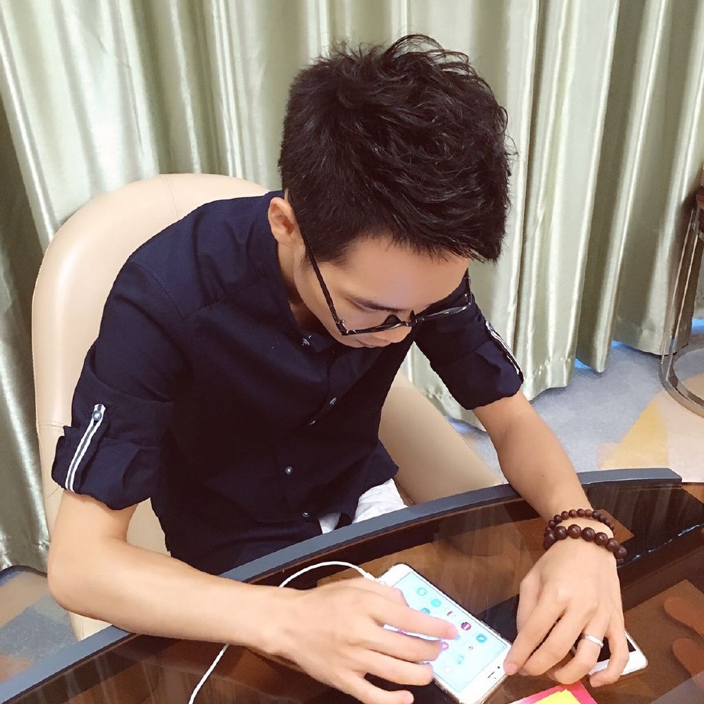 小澈砖家