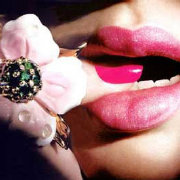 奢侈品疯女王