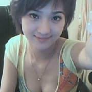 杨薇伊