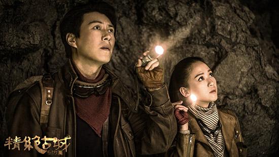 《鬼吹灯》掀热潮 靳东实力演绎“灵魂探手”