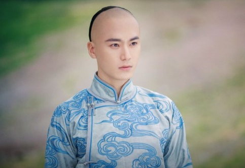 秦俊杰
