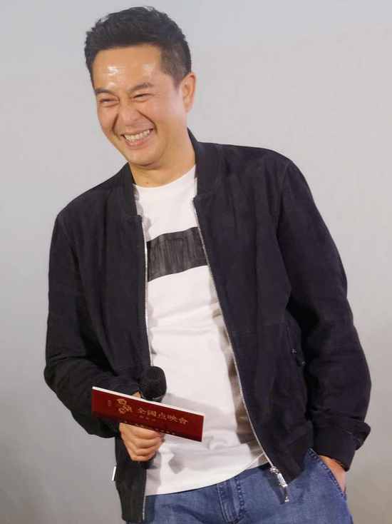 戏骨鲜肉玩坏“陕西蹲” 张嘉译秦海璐飙泪惜别