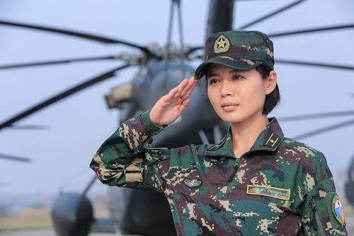 程愫离婚后生活得更加精彩