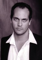 托德·斯塔什维克 Todd Stashwick
