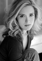 伊夫林·布洛初 Evelyne Brochu