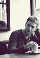 伊恩·德·卡斯泰克 Iain De Caestecker