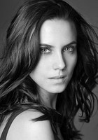 奥拉·加里多 Aura Garrido