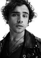 托比·塞巴斯蒂安 Toby Sebastian
