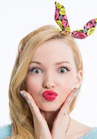德芙·卡梅隆 Dove Cameron