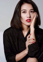 董琦 Qi Dong
