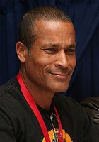 菲尔·莫里斯 Phil Morris