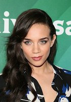 汉娜·乔恩·卡门 Hannah John-Kamen