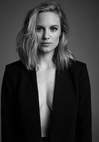 丹尼尔·萨夫雷 Danielle Savre