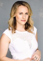 切斯拉·冈萨雷兹 Chelsea Gonzalez
