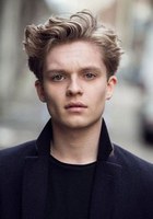 汤姆·格林-卡尼 Tom Glynn-Carney