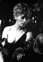英格丽·卡文 Ingrid Caven