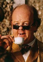 罗杰·阿什顿-格里菲斯 Roger Ashton-Griffiths