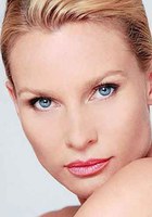 尼科莱特·谢里丹 Nicollette Sheridan