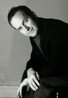 丹尼斯·欧哈拉 Denis O'Hare