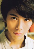 贺来贤人 Kento Kaku
