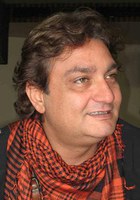 维奈帕·塔克 Vinay Pathak