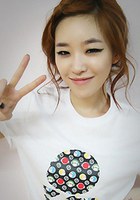 孙佳仁 Ga-in Son