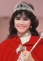 杨雪仪 Cher Yeung