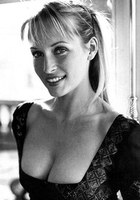 埃斯特尔·莱弗比尔 Estelle Lefébure