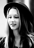 泰莎·法米加 Taissa Farmiga