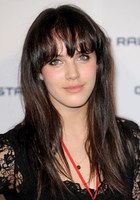 杰西卡·布朗·芬德利 Jessica Brown Findlay