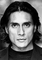 拉蒙·蒂卡拉姆 Ramon Tikaram