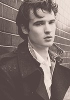 汤姆·斯图里奇 Tom Sturridge