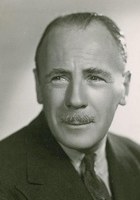 罗兰德·杨 Roland Young