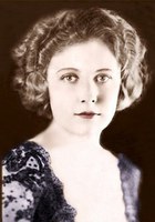 艾德娜·珀薇安丝 Edna Purviance